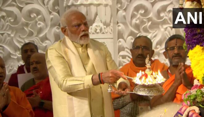 modi-ji-rammandir-arti