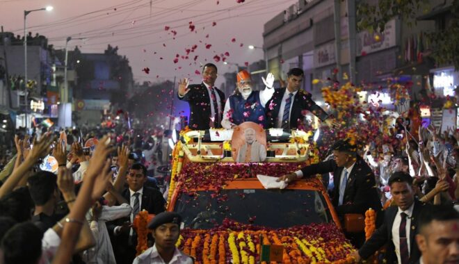 PM-MODI-ROADSHOW