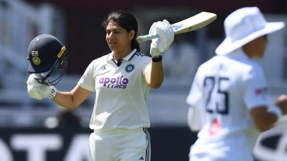 Yastika-Bhatia-Lords-Century-1783865954392_m